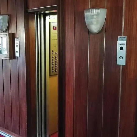 Grattacielo Apartment